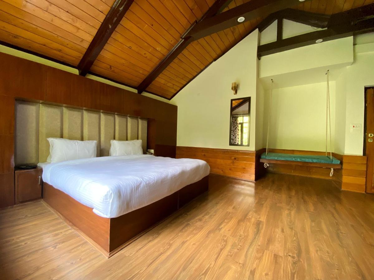 Six Seasons Pahalgam Exterior photo